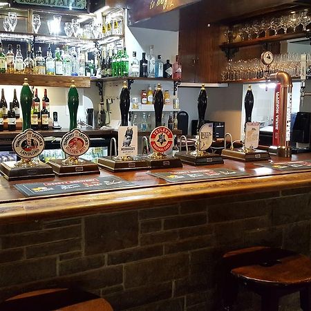 The Rose And Crown Hotell Huddersfield Eksteriør bilde