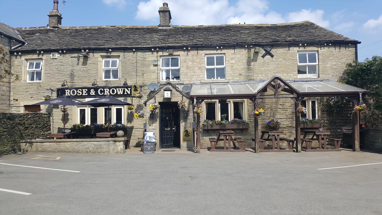 The Rose And Crown Hotell Huddersfield Eksteriør bilde