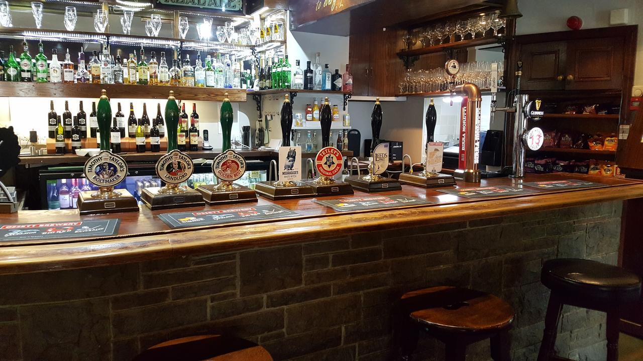 The Rose And Crown Hotell Huddersfield Eksteriør bilde