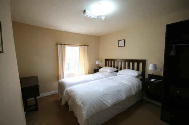 The Rose And Crown Hotell Huddersfield Eksteriør bilde